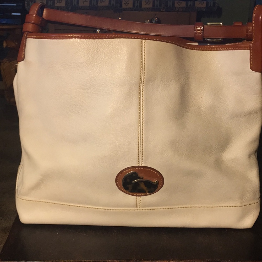Dooney & Bourke Large Handbag